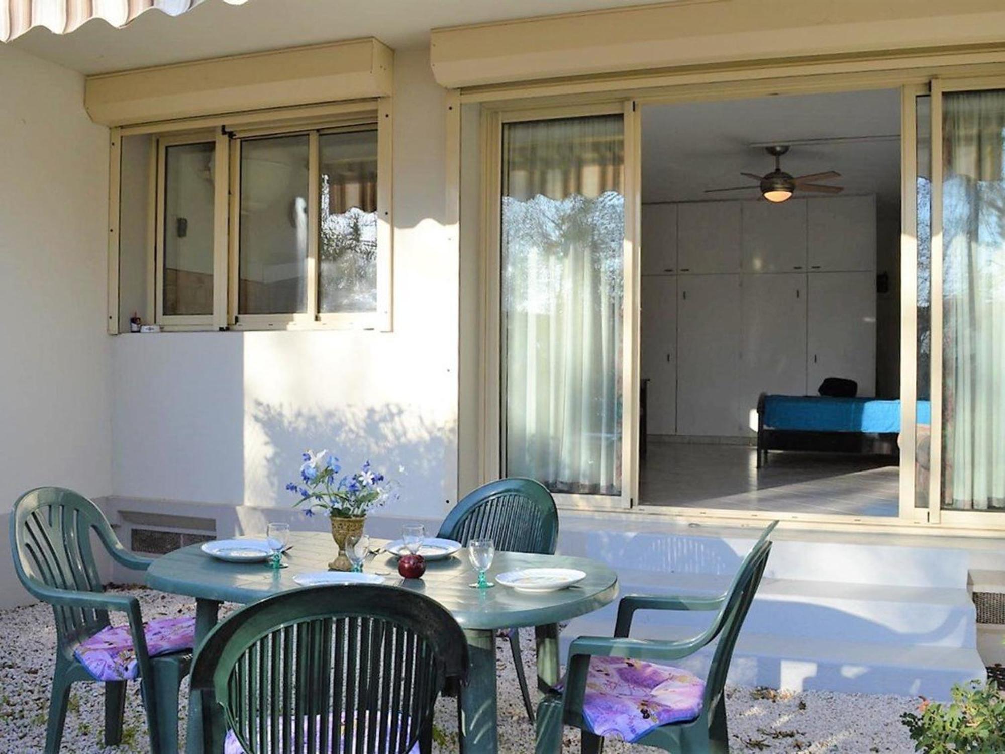 לה לבאנדו Studio Climatise Au Lavandou Avec Terrasse, Parking Et Environnement Calme - 3 Couchages - Fr-1-251-167 מראה חיצוני תמונה